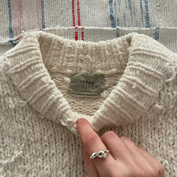 UO cropped sweater - Picture 2 of 2